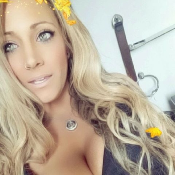 Meet your Posher, Lisa - Picture 1 of 1